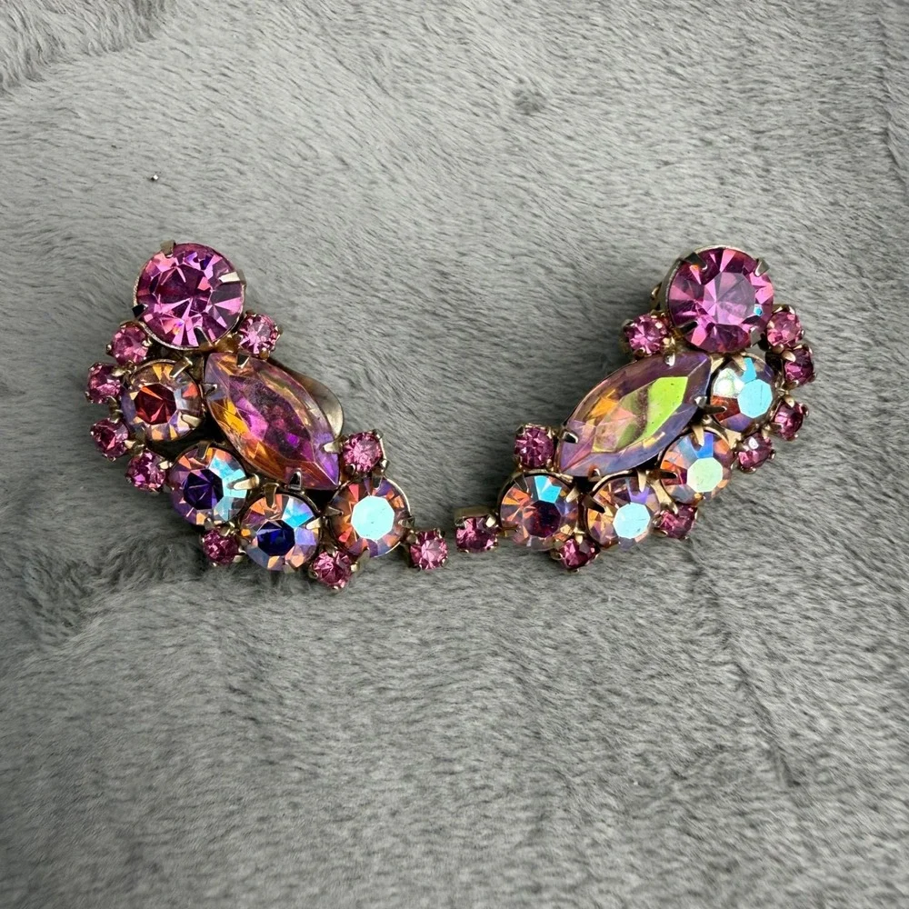 Vintage Weiss Rhinestone Brooch Clip On Earrings‎ Pink Signed